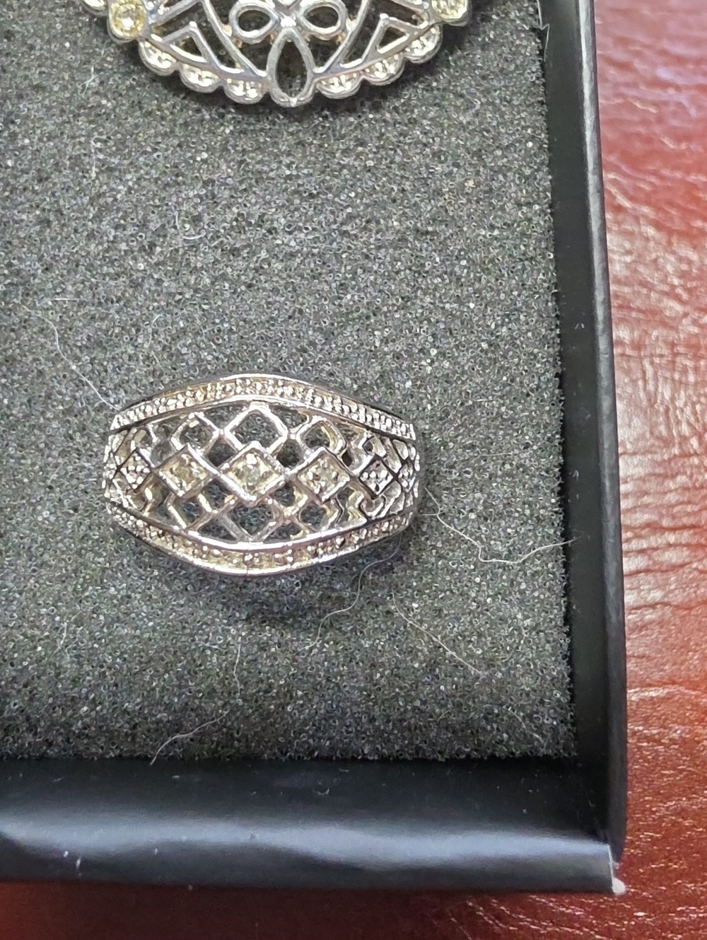 Sterling Silver Filigree Pendant, Earrings & Ring Set - Silver - Picture 2 of 3